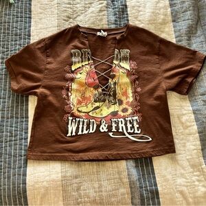 Brown 'Wild & Free' T-Shirt